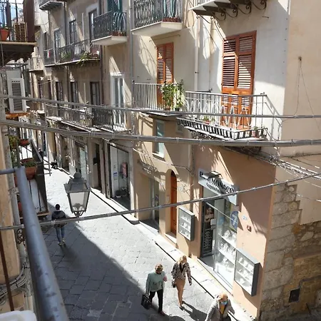 Apartamento Casa Saraceni Cefalú
